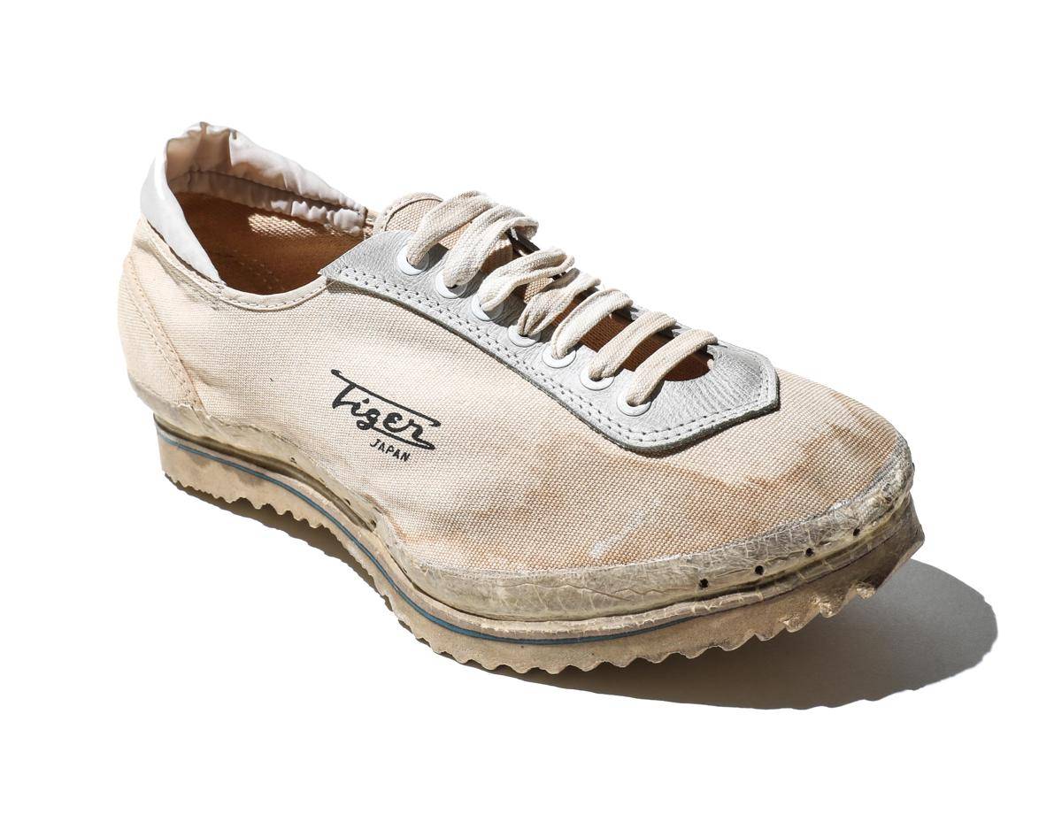 Onitsuka Tiger Magic Runner (onitsukatiger.com)