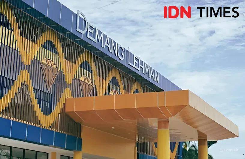 Stadion Demang Lehman Martapura tampak dari depan. (Hendra Lianor/IDN Times)