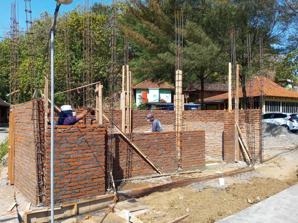 Pembangunan TPR Parangtritis.