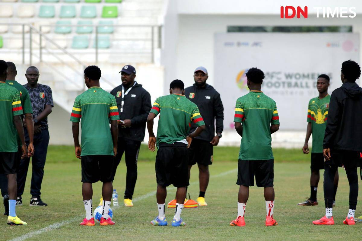 Timnas Mali U-17 saat menggelar persiapan jelang laga perdana Piala Kemerdekaan kontra Uzbekistan (IDN Times/Doni Hermawan)