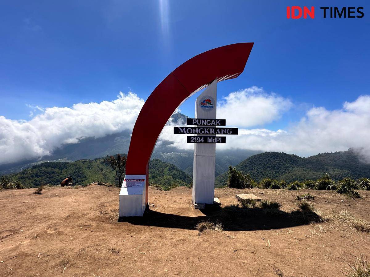 Potret Bukit Mongkrang di Karanganyar, Jawa Tengah