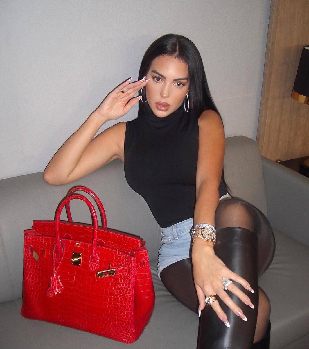 Georgina Rodriguez (instagram.com/georginagio)