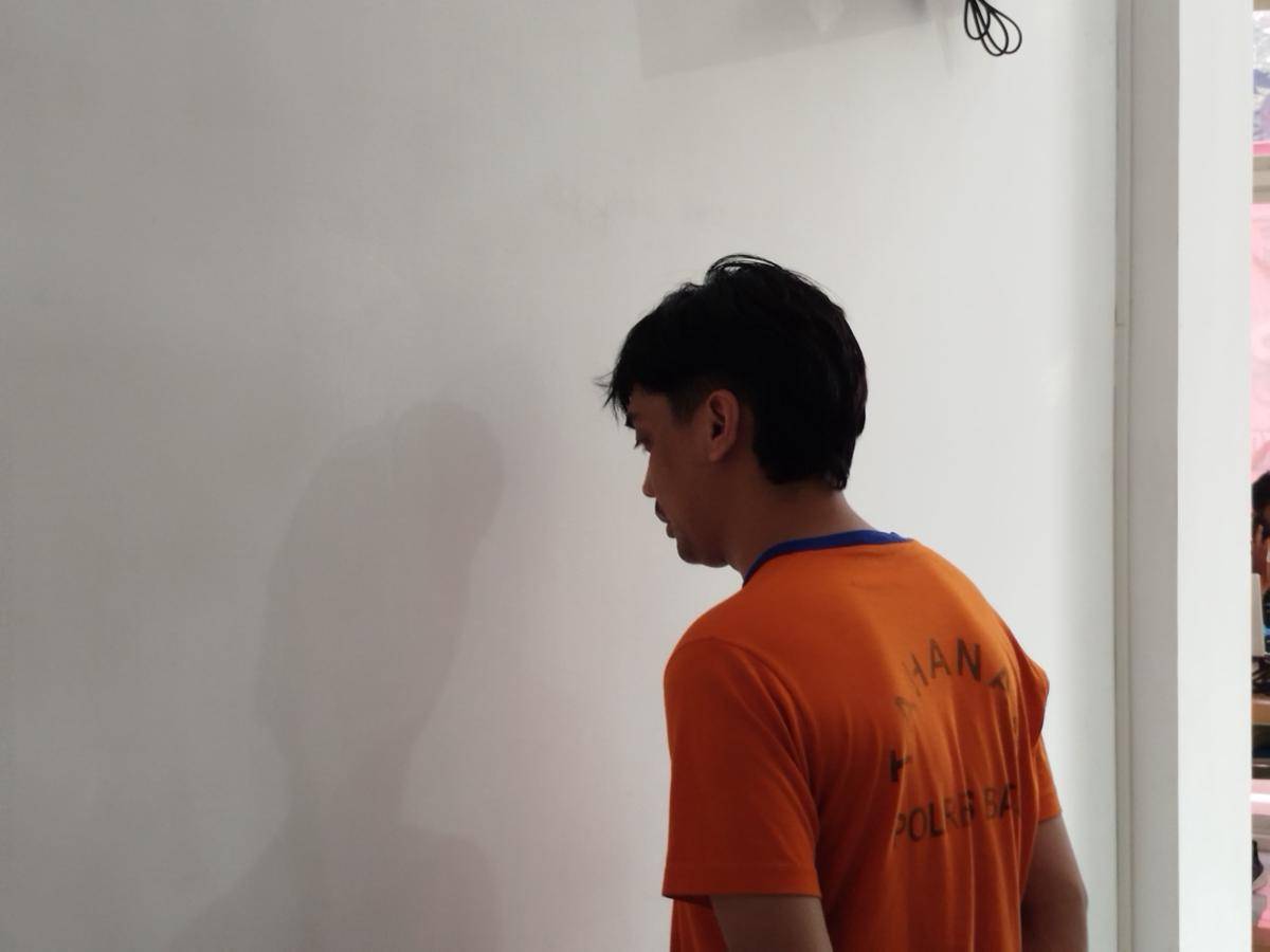 Anggota Brimob gadungan yang tipu warga Kota Malang. (IDN Times/Rizal Adhi Pratama)