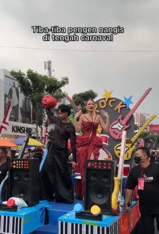 Potret Patricia Gouw Tampil di Jember Fashion Carnaval 2025