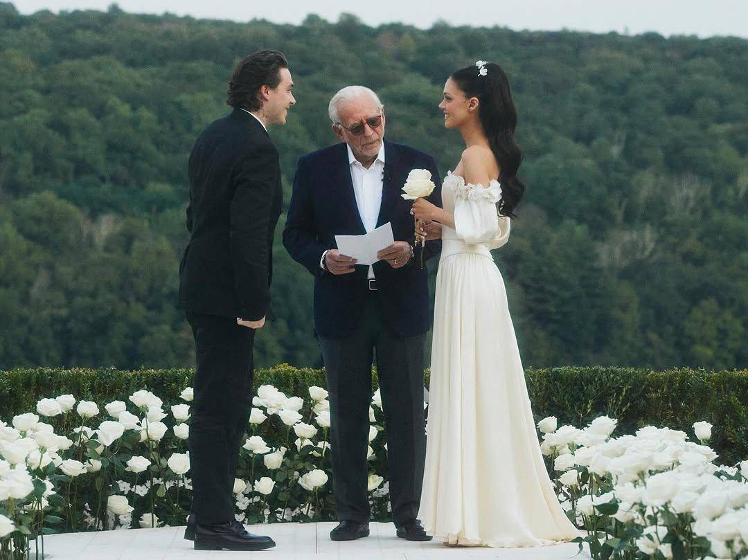 Brooklyn Beckham dan Nicola Peltz Beckham perbarui janji nikah (instagram.com/nicolaannepeltzbeckham)