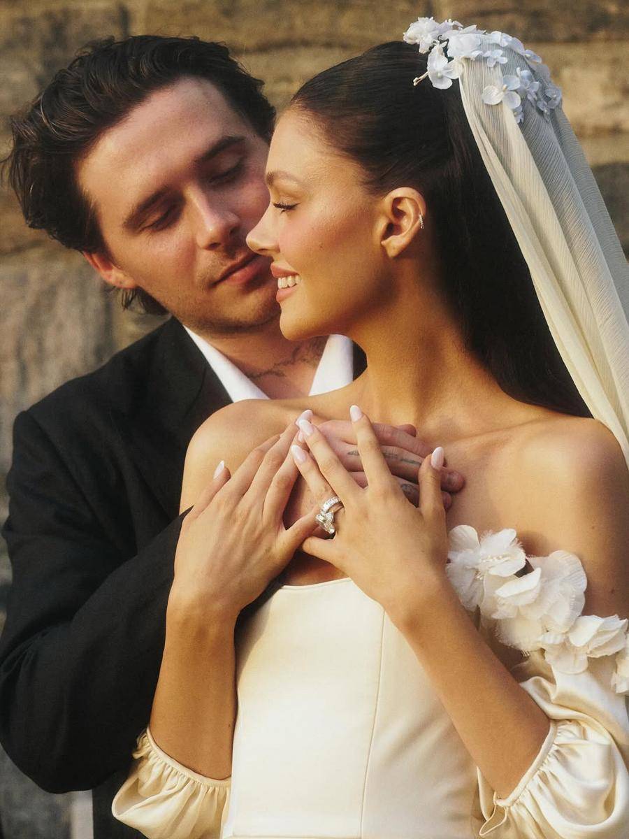 Brooklyn Beckham dan Nicola Peltz Beckham perbarui janji nikah (instagram.com/nicolaannepeltzbeckham)