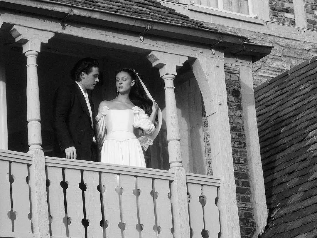 Brooklyn Beckham dan Nicola Peltz Beckham perbarui janji nikah (instagram.com/nicolaannepeltzbeckham)
