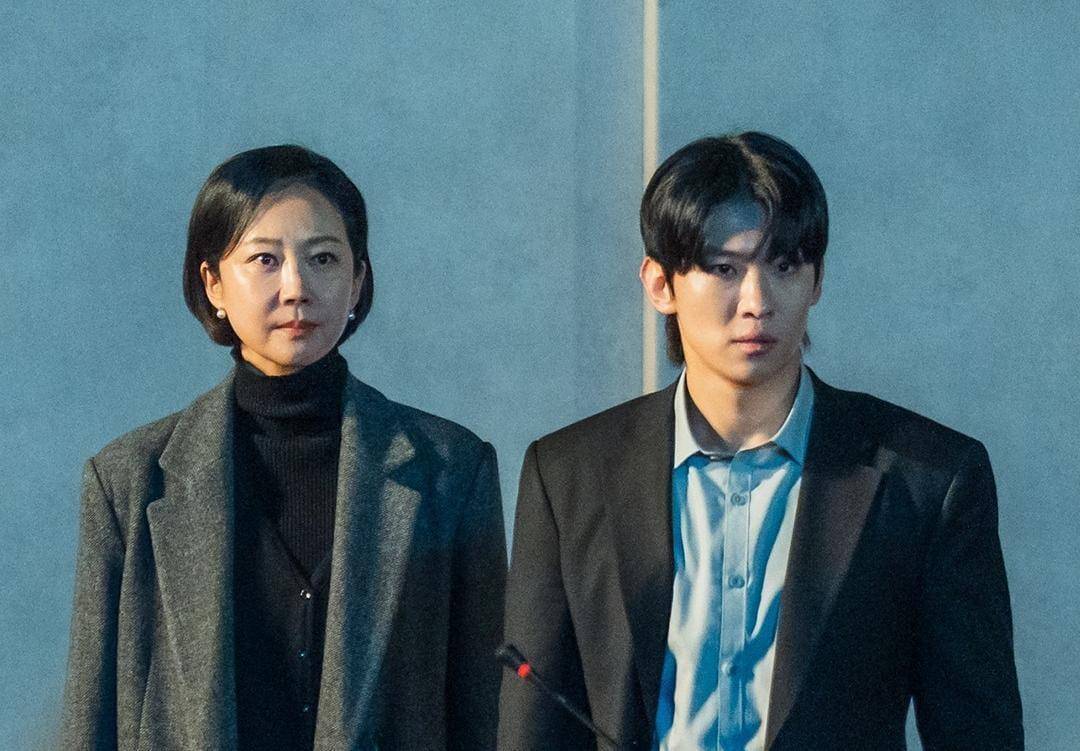 Yum Jung Ah dan Kim Jin Young di drama The Defects (instagram.com/channel.ena.d)