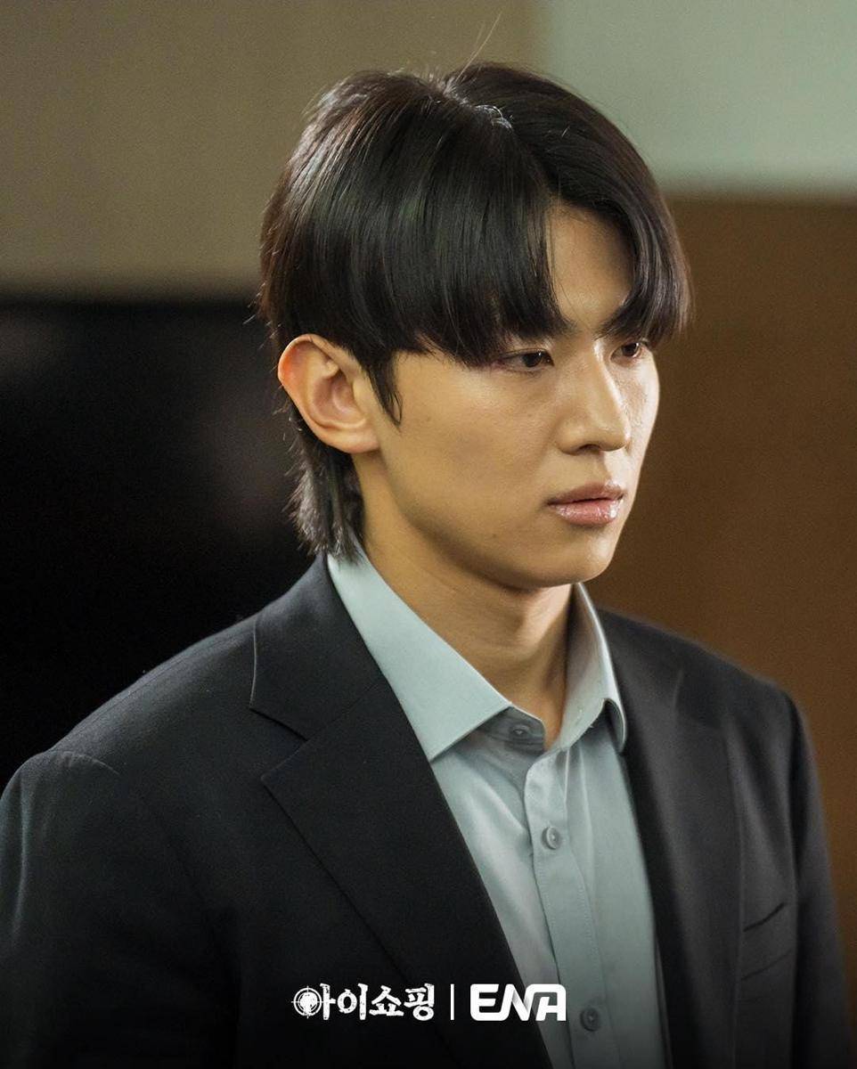 Kim Jin Young di drama The Defects (instagram.com/channel.ena.d)