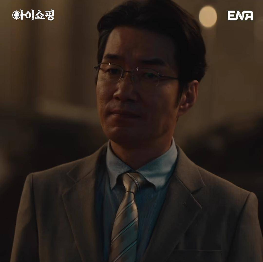 Song Young Kyu di drama The Defects (instagram.com/channel.ena.d)