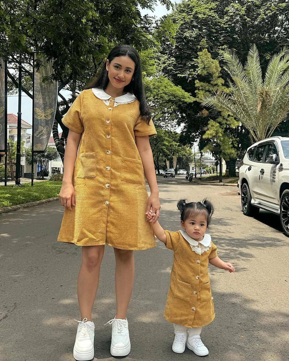 OOTD ibu-anak ala Afifah Riyad dan Victory (instagram.com/afifahriyad)