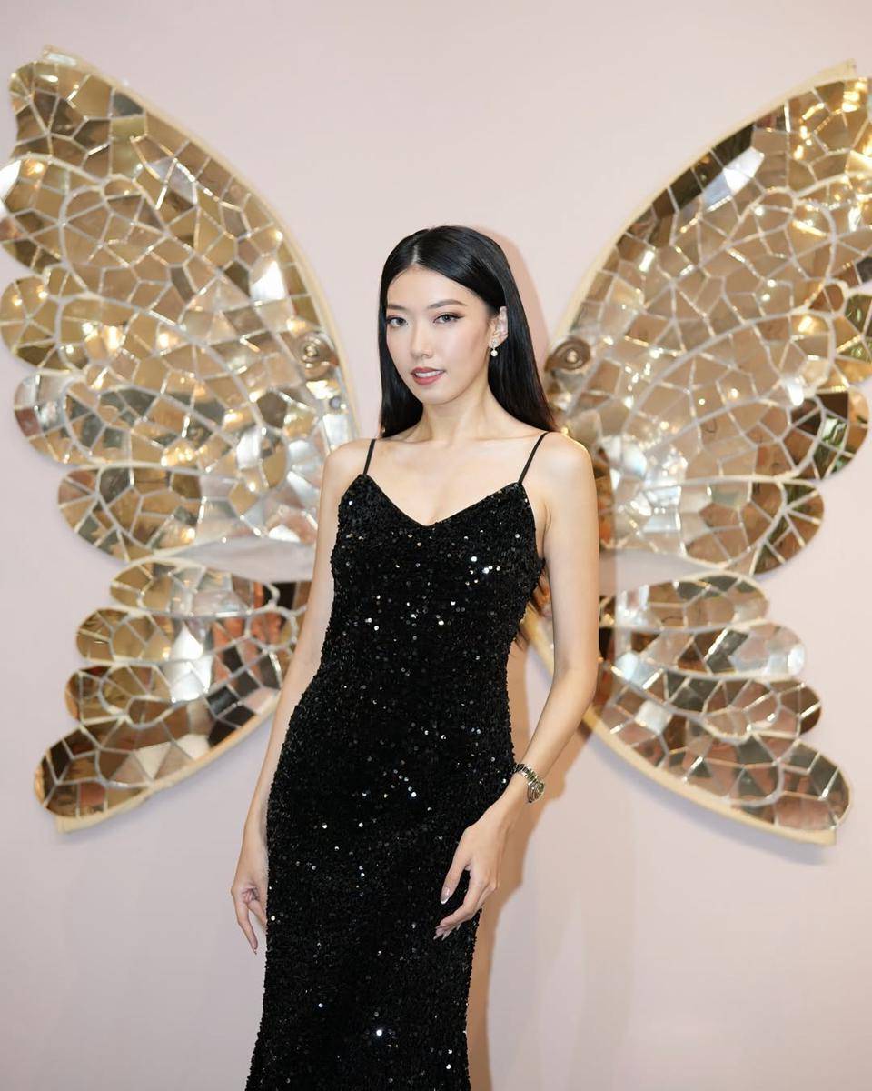potret Tanisha Tan, Miss International Singapura 2025 (instagram.com/tanishataan)