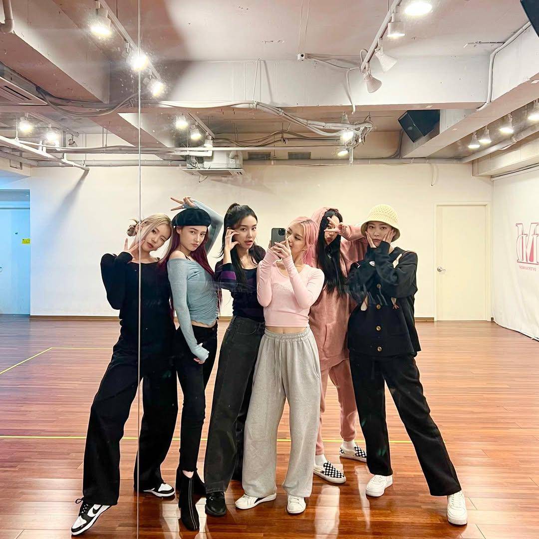 potret member MOMOLAND (via instagram.com/momoland_official)