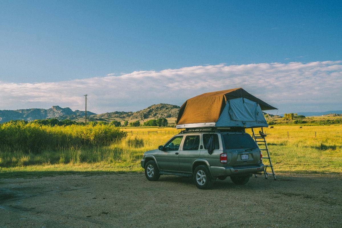 ilustrasi tenda atap mobil (unsplash.com/Michael Aleo)