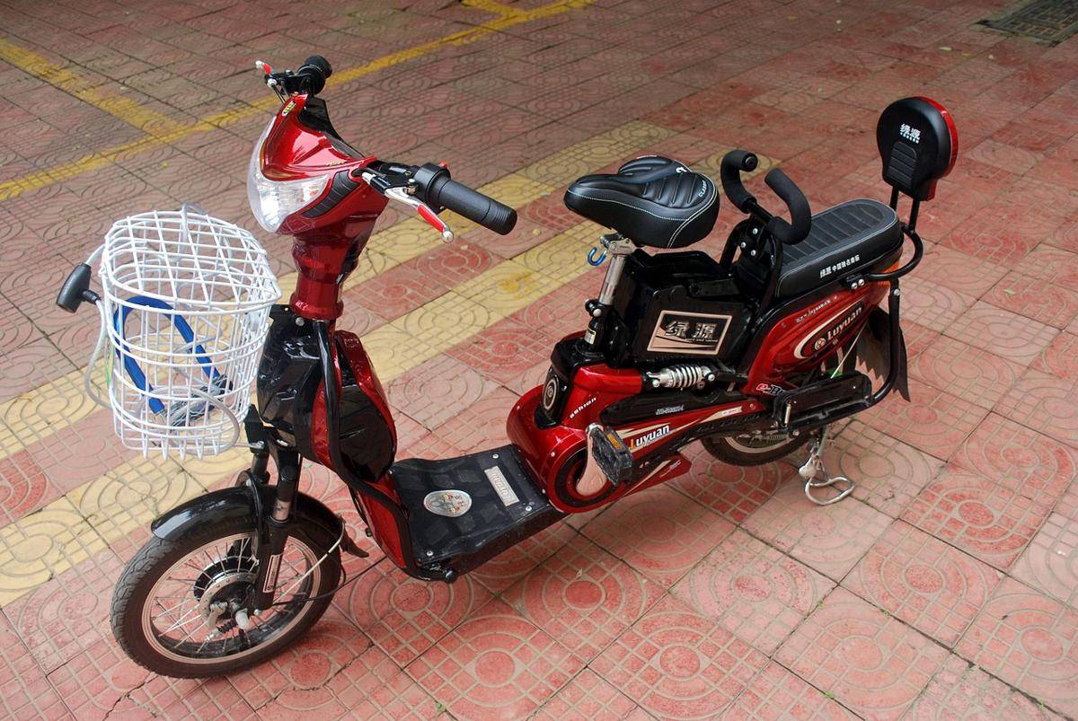 Ilustrasi servis sepeda listrik (Pixabay/PublicDomainPictures)