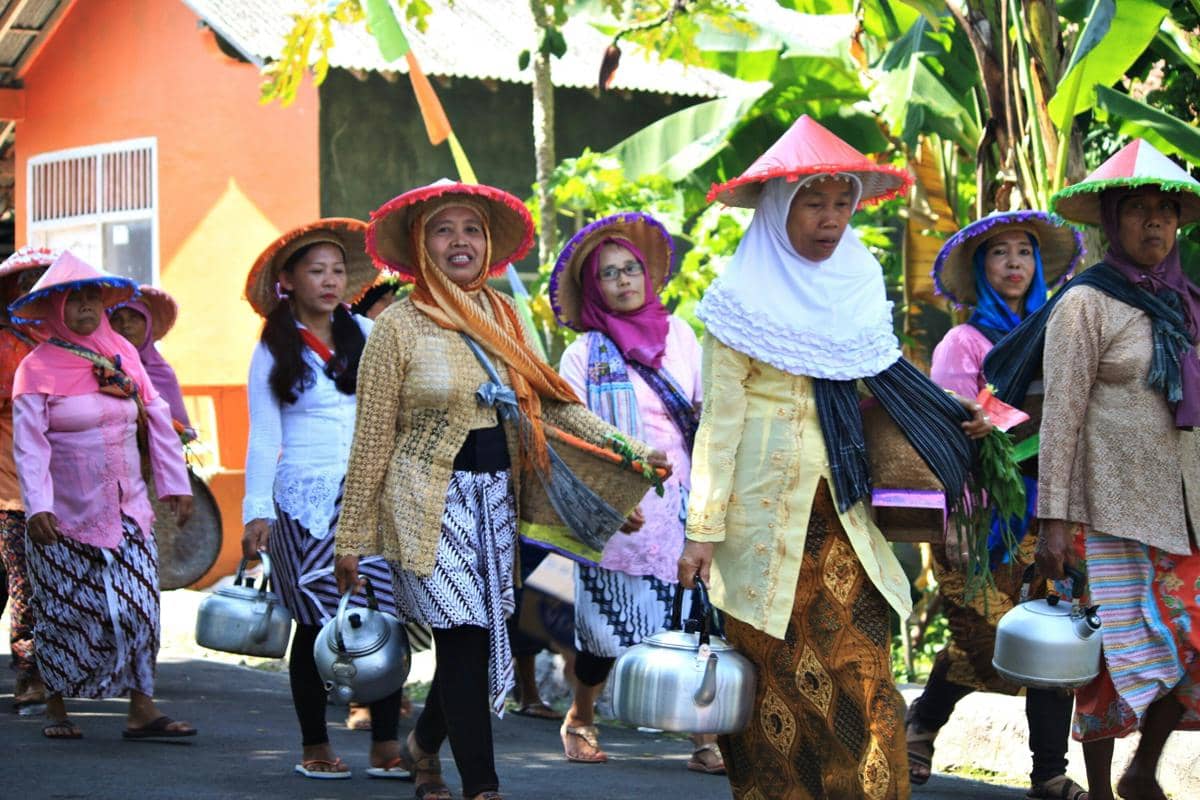 ilustrasi masyarakat Indonesia yang harmoni