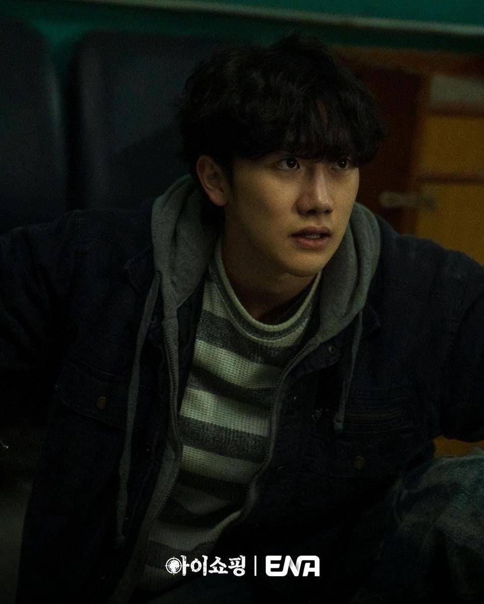 Ahn Ji Ho di drama The Defects (instagram.com/channel.ena.d)