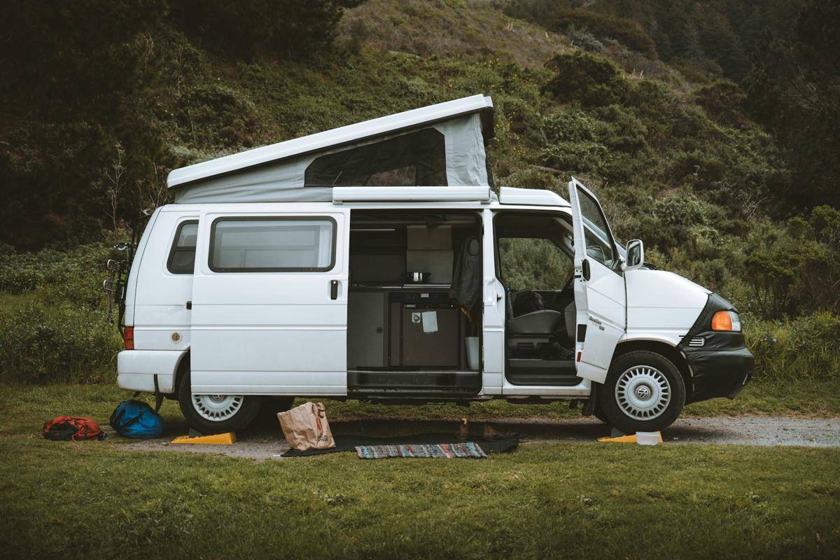 ilustrasi campervan