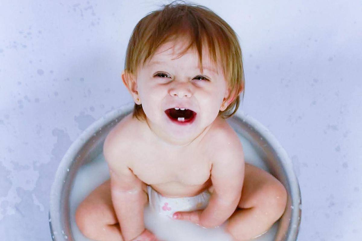 ilustrasi bayi mandi menggunakan ASI (pexels.com/Wanas Rosa)