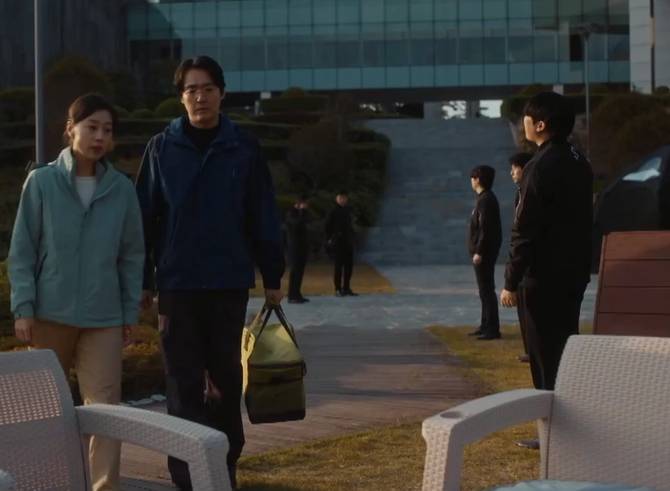 still cut drama Korea The Defects (youtube.com/@channel_ena)