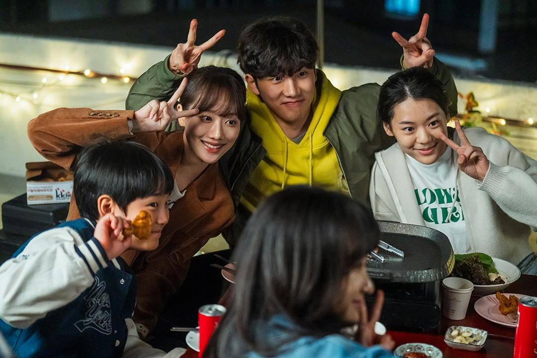still cut drakor The Defects (instagram.com/channel.ena.d)