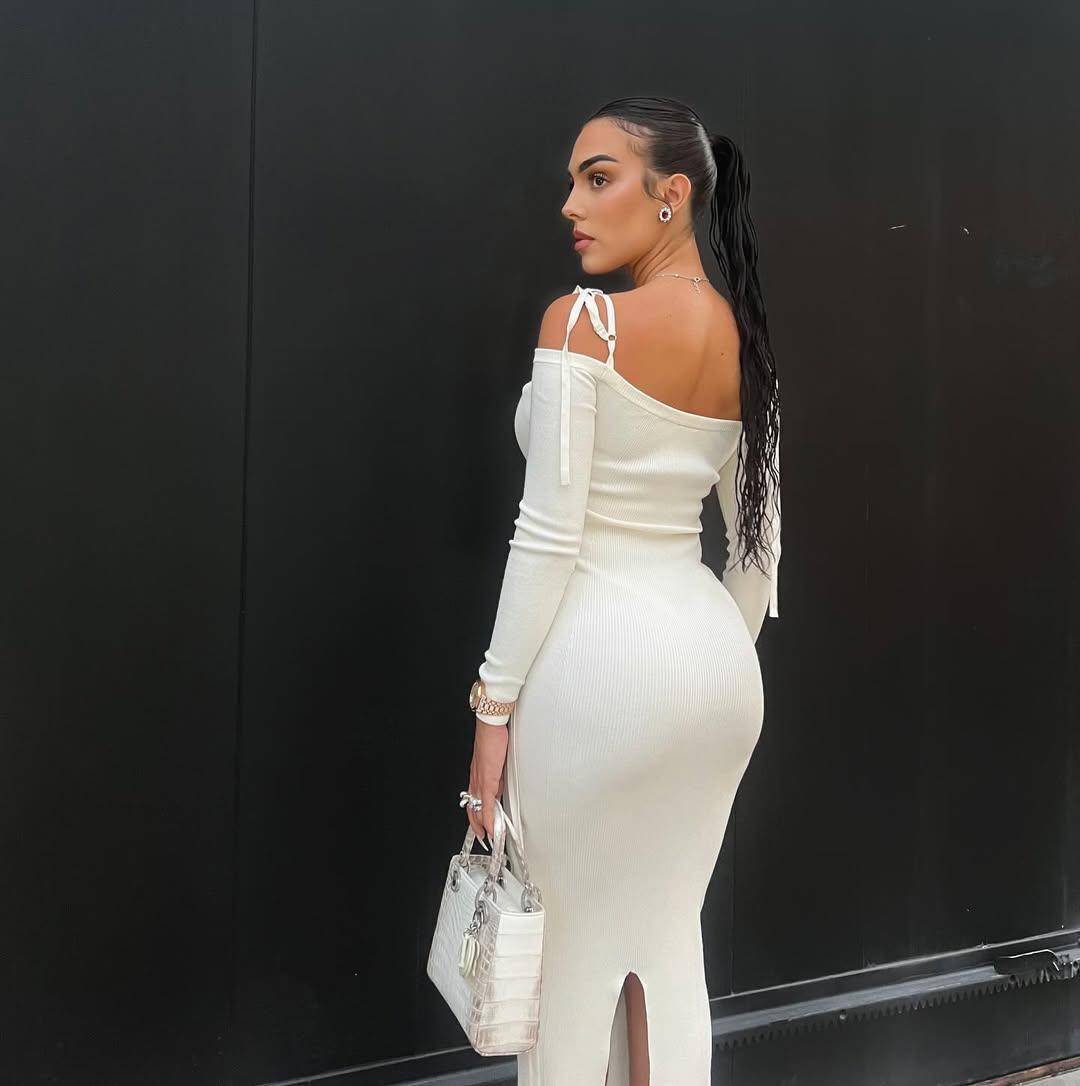 Ide hairstyle ala Georgina Rodríguez (instagram.com/georginagio)
