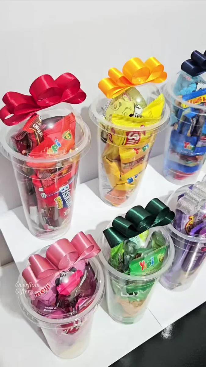 bungkus hadiah 17-an (tiktok.com/overflow.giftery)
