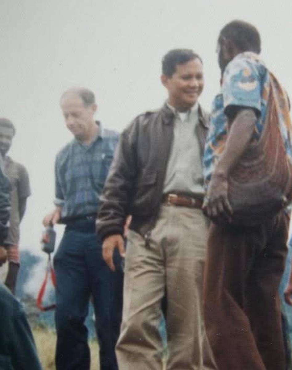 Peltu Bayani (kanan) bersama Prabowo Subianto