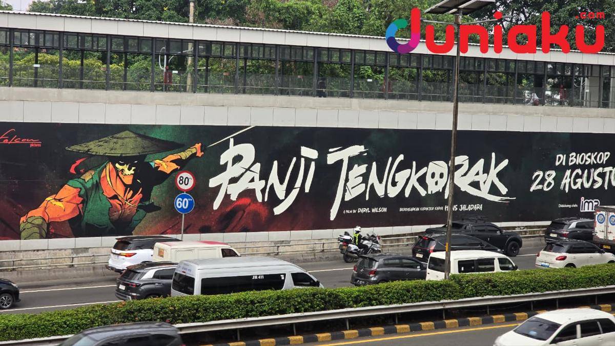 Promo Panji Tengkorak (2025) di Halte Transjakarta Pancoran. Fotografer: Fahrul Nurullah. (Dok. Falcon Pictures/Panji Tengkorak, Duniaku.com/Fahrul Nurullah) 