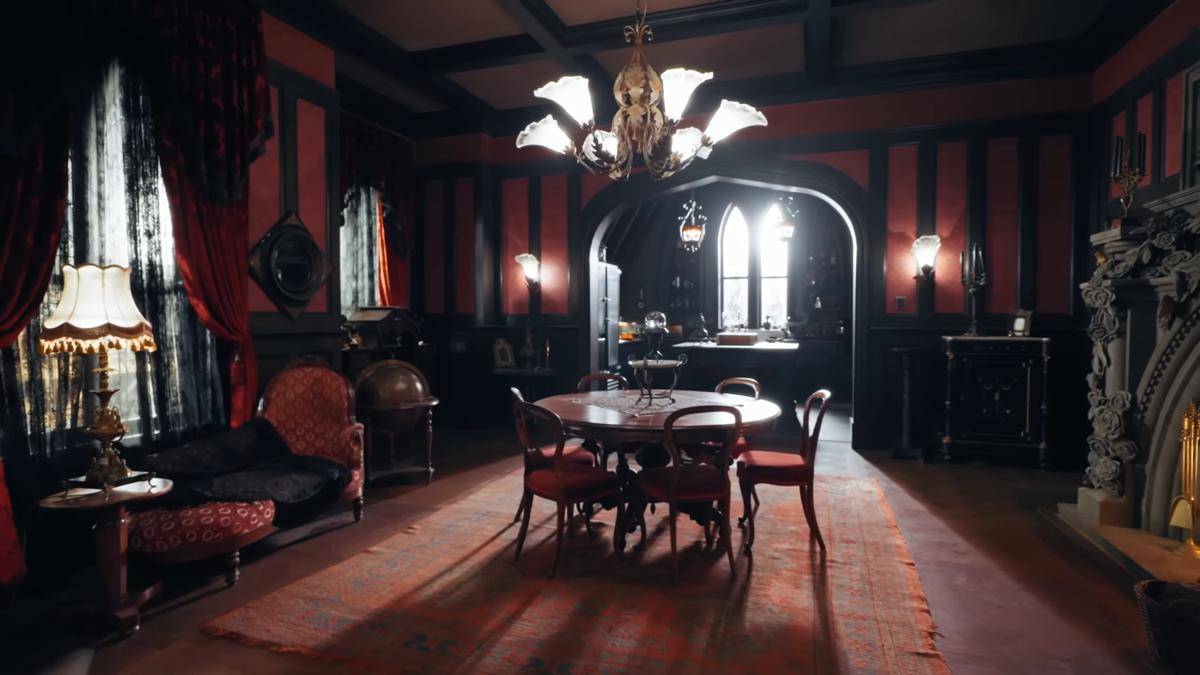 set Nevermore Academy di Wednesday Season 2