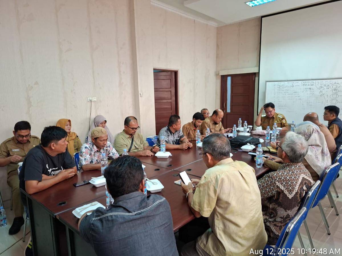 Rapat Komunikasi Risiko Pemasukan Sapi dari daerah tertular Anthrak di DKPP Sumsel (Dok: Drh Jafrizal)