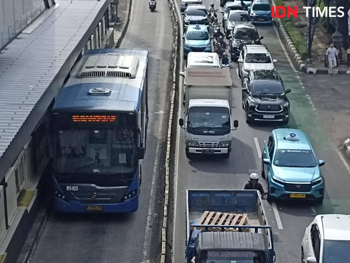 Besok Naik Transjakarta, MRT dan LRT Jakarta Gratis