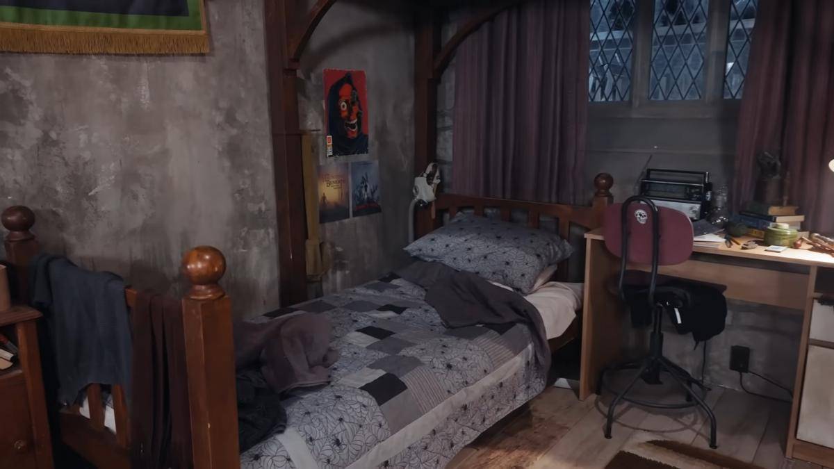 set Nevermore Academy di Wednesday Season 2