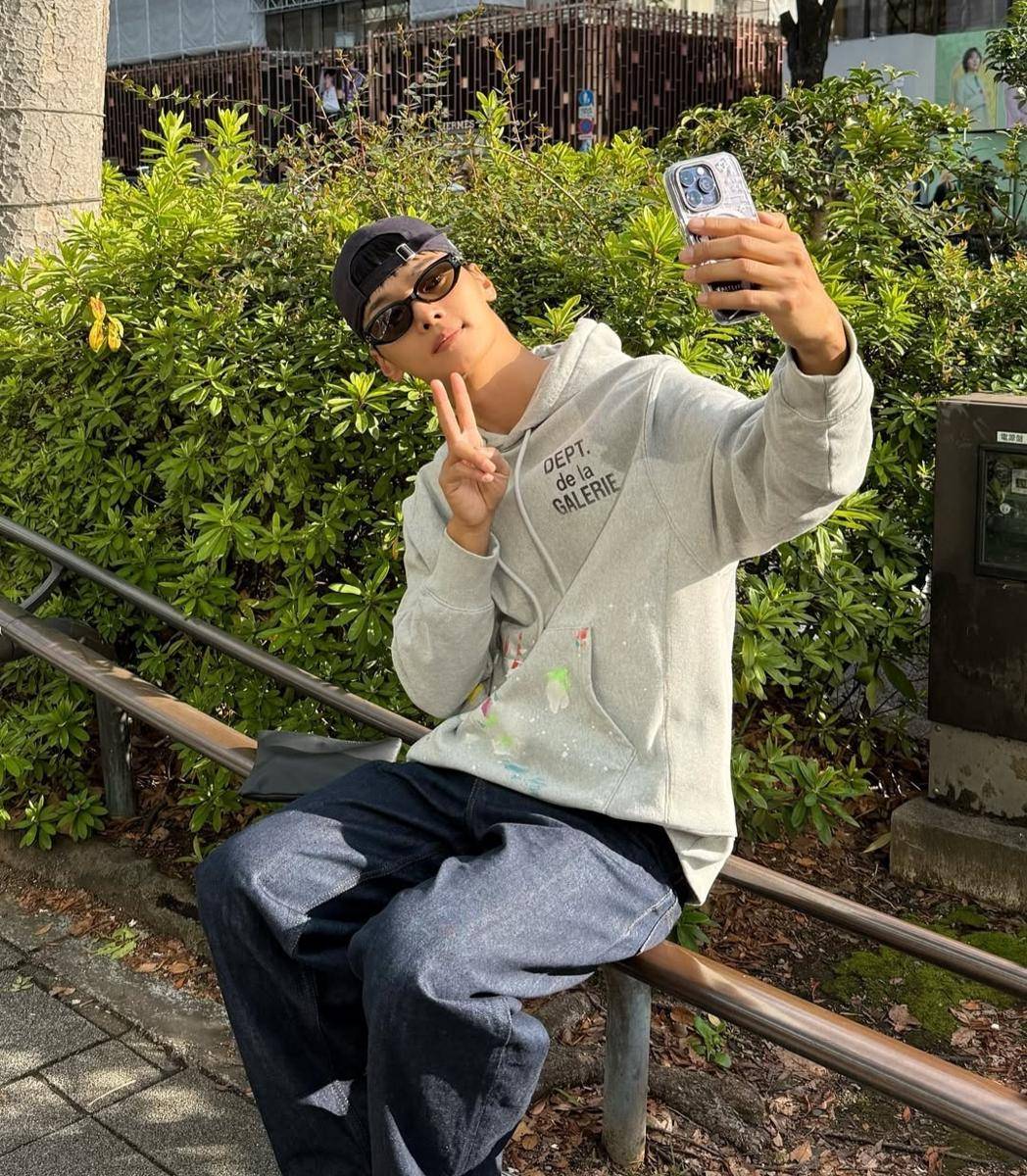 Cha Hak Yeon (instagram.com/achahakyeon) 