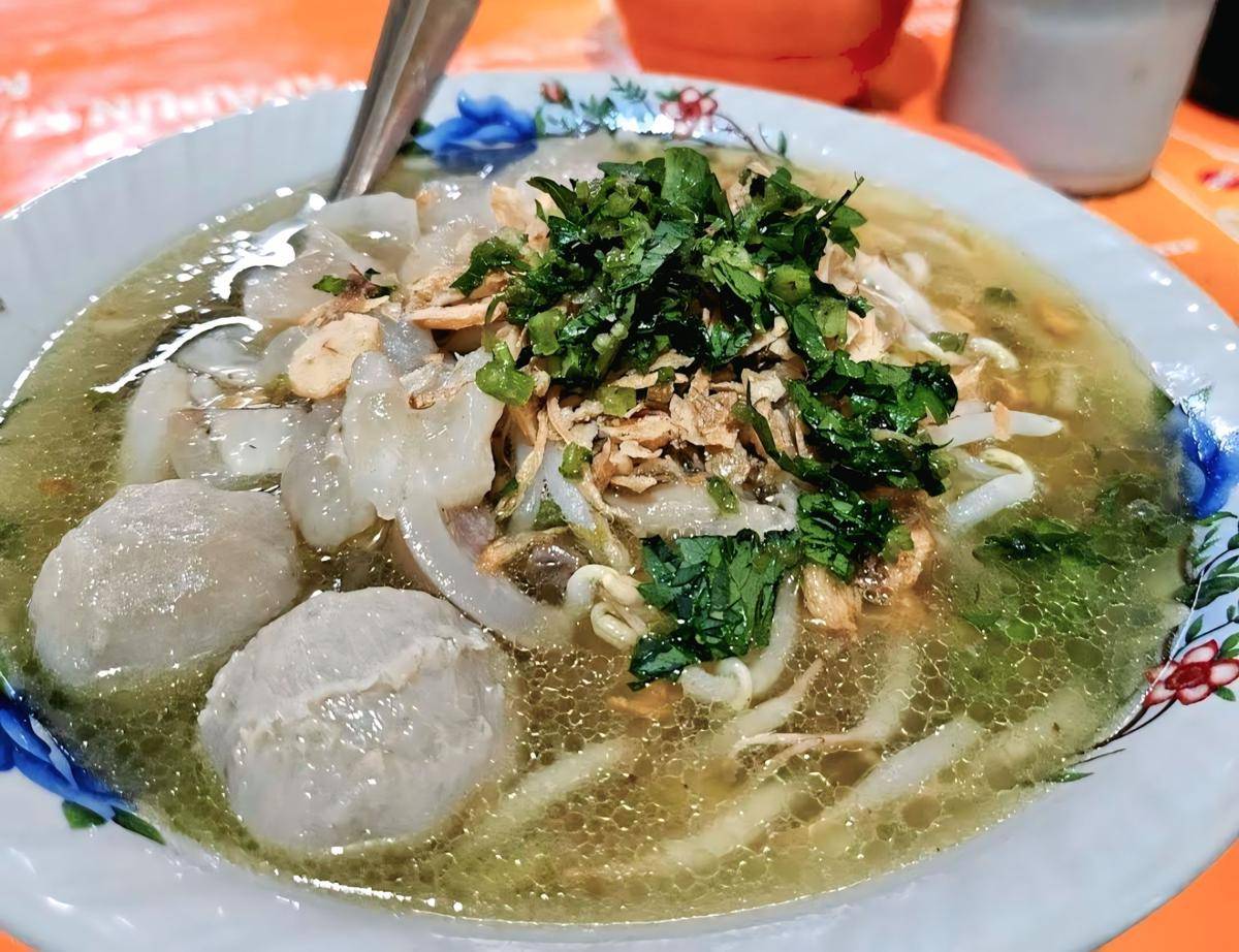 Mie Kocok Karapitan (google.com/maps/Private)