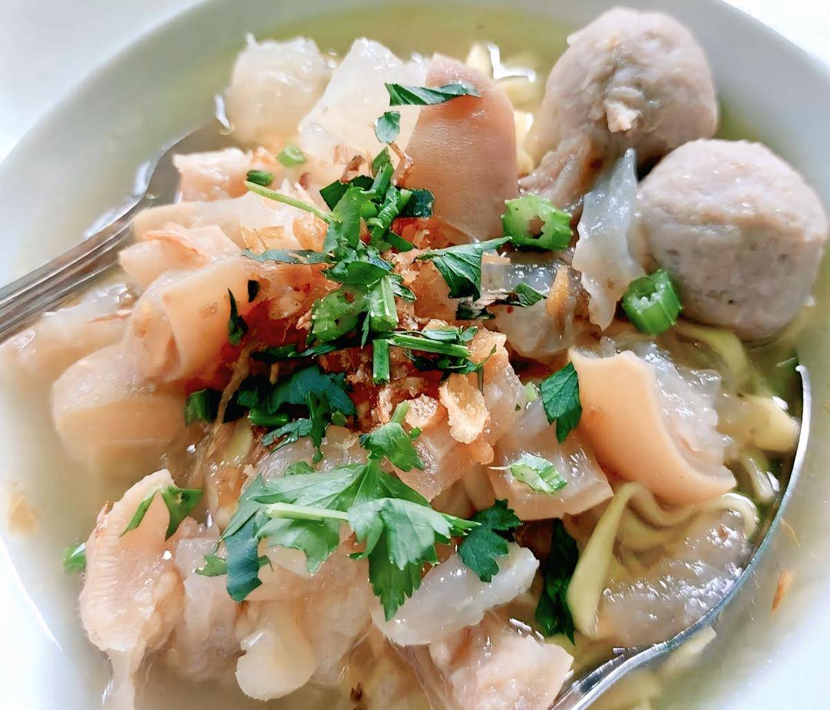 Mie Kocok Kebon Jukut H. Endan (google.com/maps/Liem Anastasia)