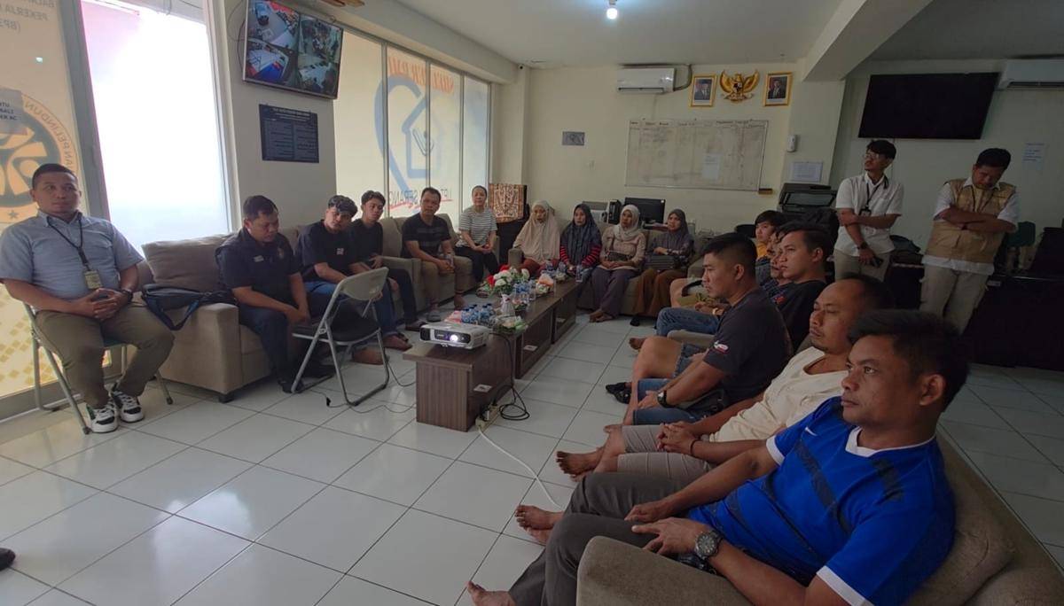 PMI Ilegal digagalkan keberangkatannya dari Bandara Soekarno-Hatta (IDN Times/Maya Aulia Aprilianti)