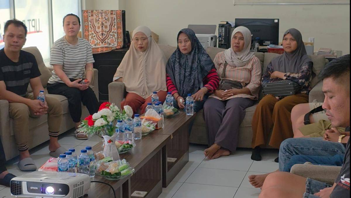 PMI Ilegal digagalkan keberangkatannya dari Bandara Soekarno-Hatta (IDN Times/Maya Aulia Aprilianti)