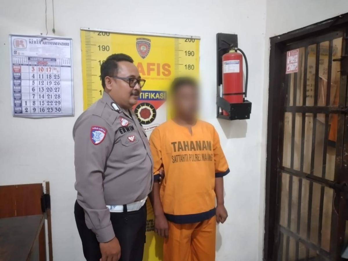 FL usai ditangkap Satlantas Polres Malang. (Dok. Humas Polres Malang)