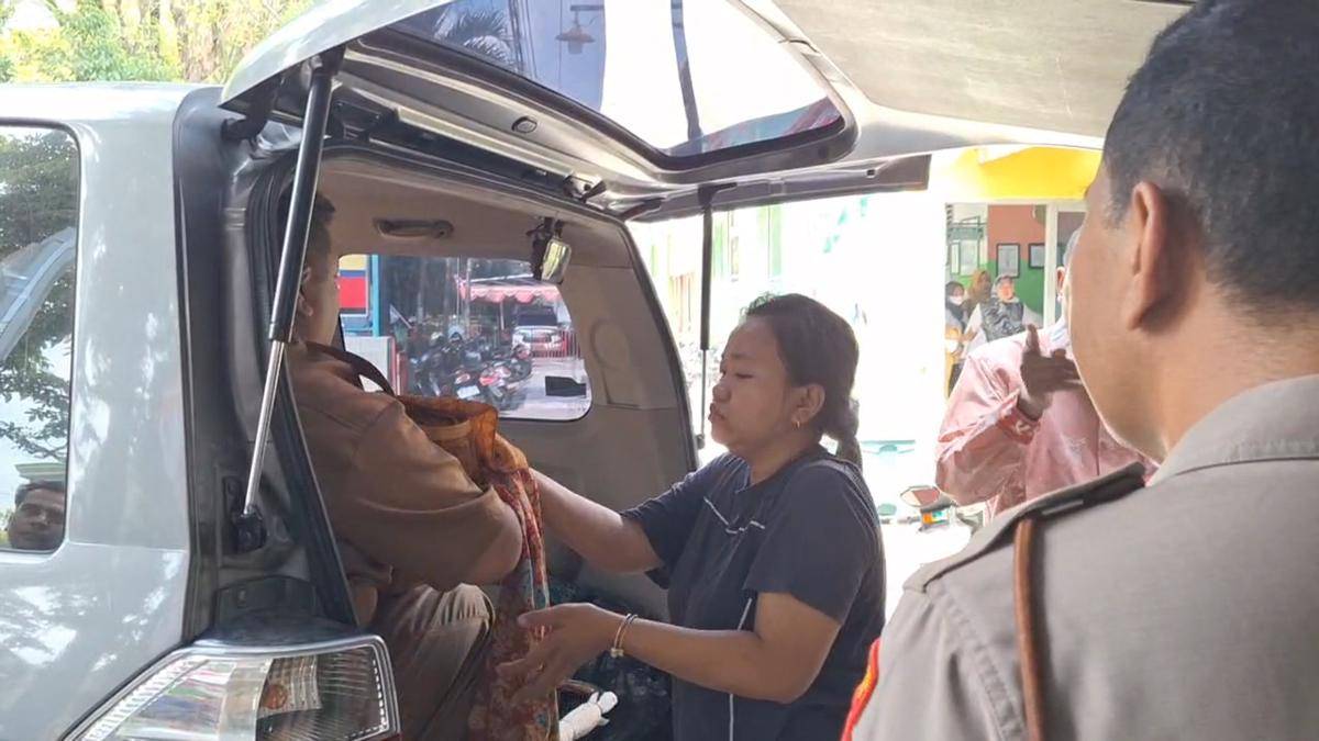 Balita 1,5 tahun di Ngawi tewas tertabrak mobil yang dikemudikan orang tuanya. IDN Times/Riyanto.