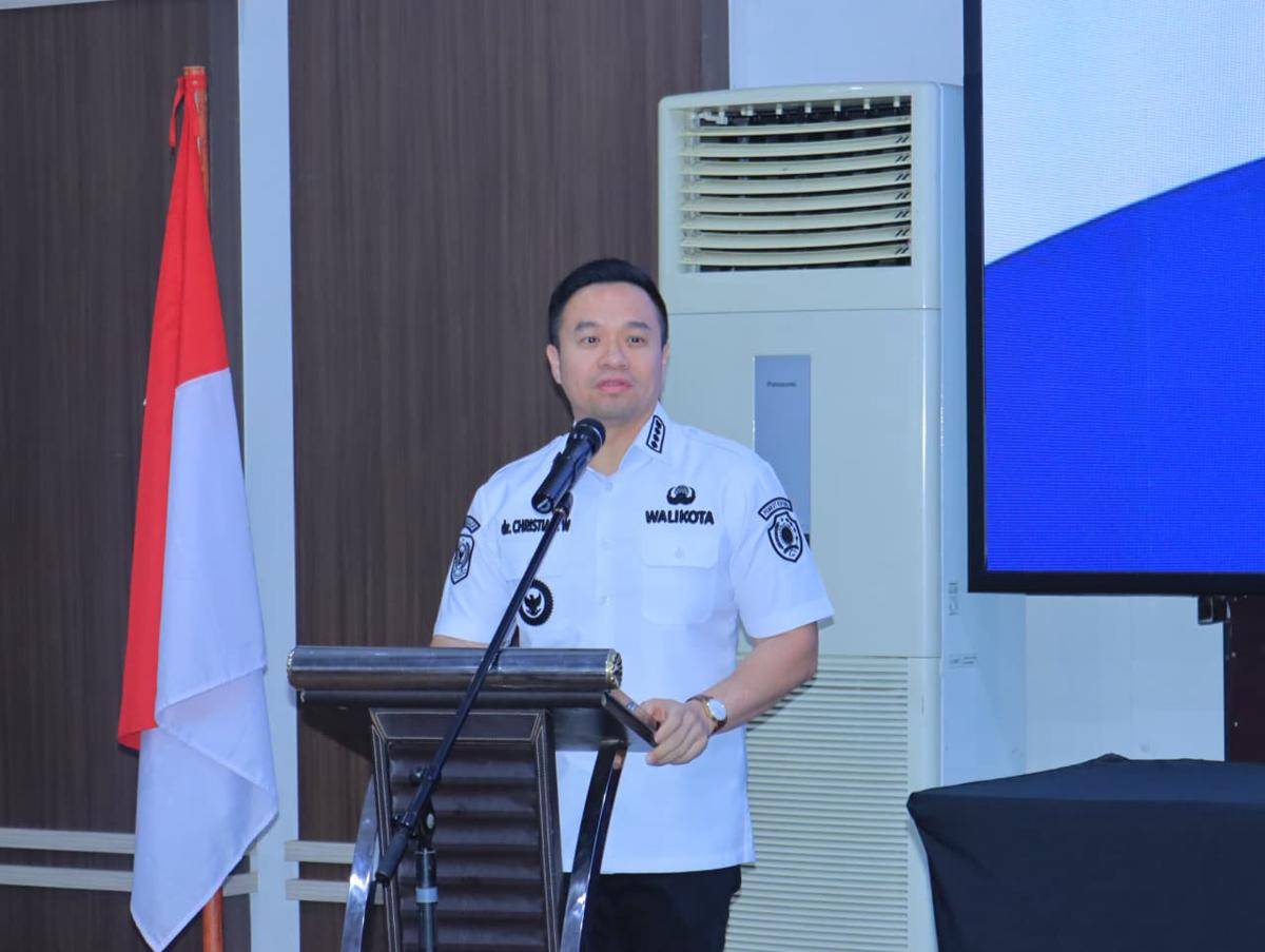 Wali Kota Kupang Christian Widodo membuka seleksi 7 jabatan yang kosong. (Dok Prokopim Kota Kupang)