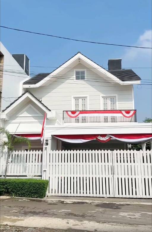 Natalie Sarah hias rumah jelang 17 Agustus (instagram.com/natalie_sarahs)
