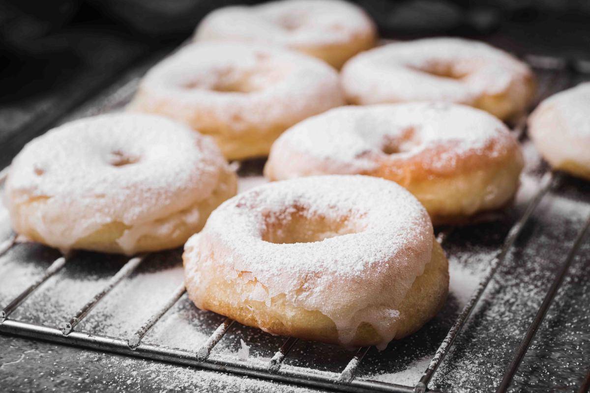 ilustrasi donat kentang gula (freepik.com/freepik)