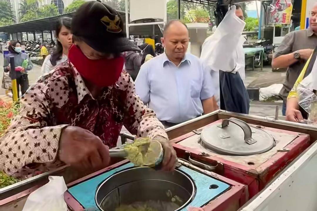 es krim pakde mandiri (intagram.com/ig_sikangjajan)