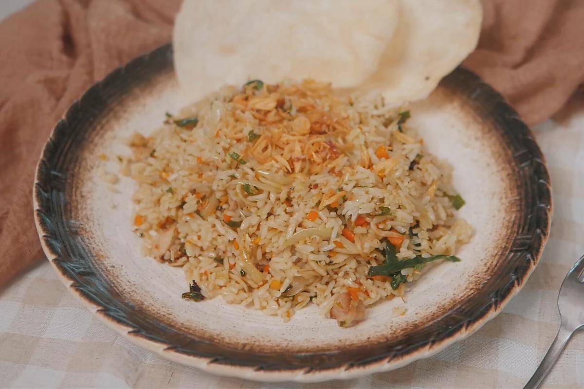 ilustrasi nasi goreng teri cabe ijo 