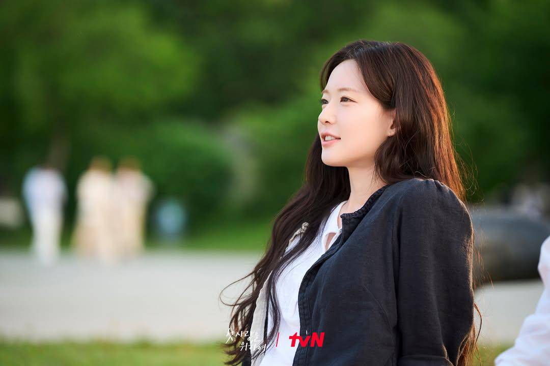 still cut drama Korea Love Take Two (instagram.com/tvn_drama)