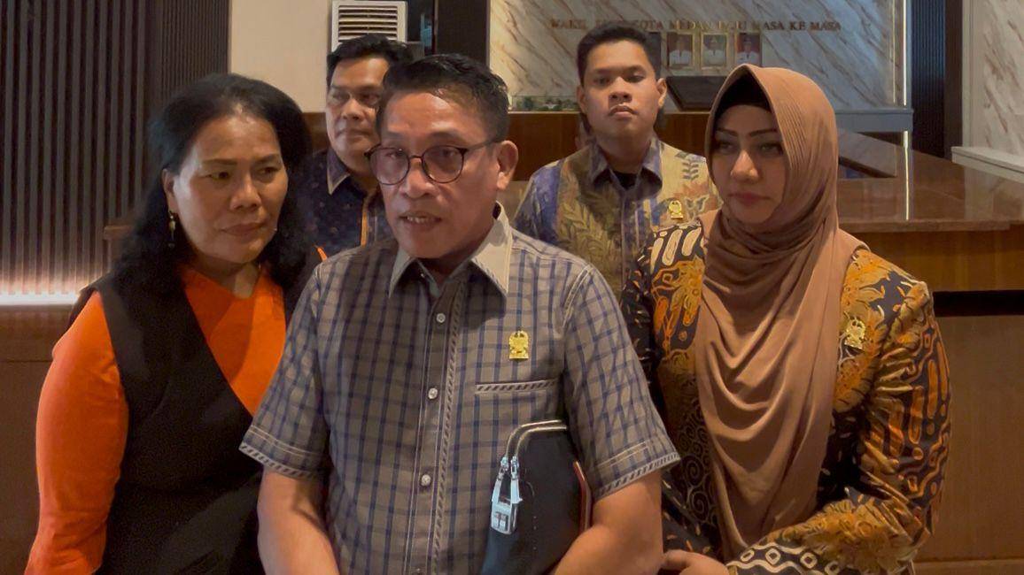 dprd medan.jpg