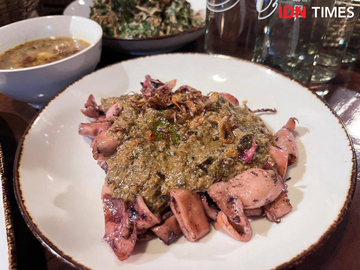 Potret cumi bumbu bali
