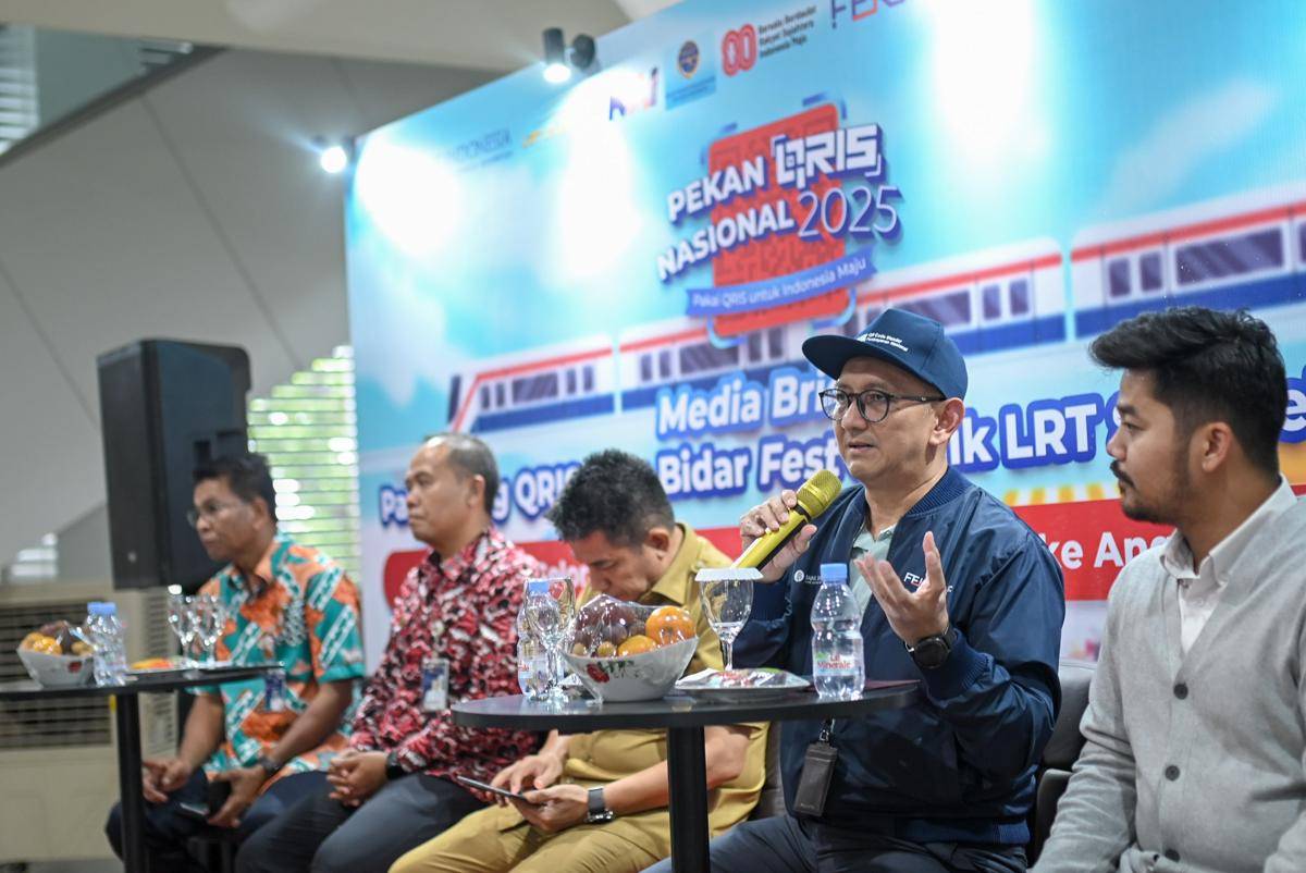 Kepala BI Sumsel Bambang Pramono - tengah (Dok. BI Sumsel Untuk IDN Times)