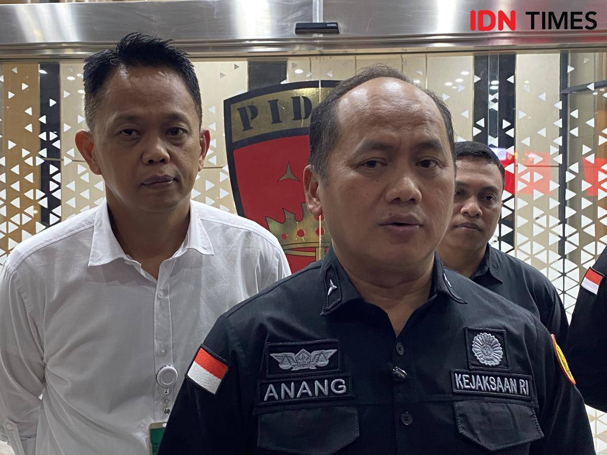 Kapuspenkum Kejagung, Anang Supriatna